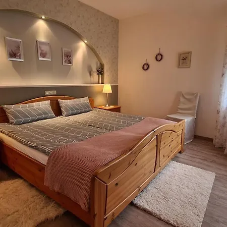 With 1 Bedroom 別荘 Nindorf